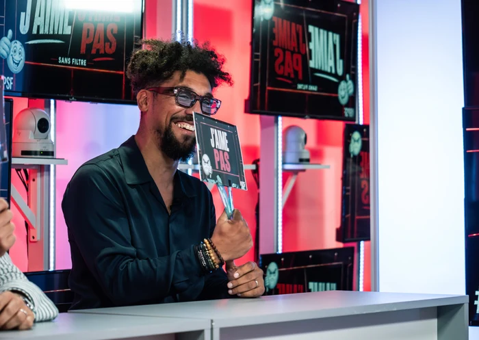 Pascal sur le plateau de Beperf Sans Filtre.